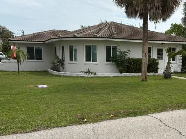 56 Laurel St, FL