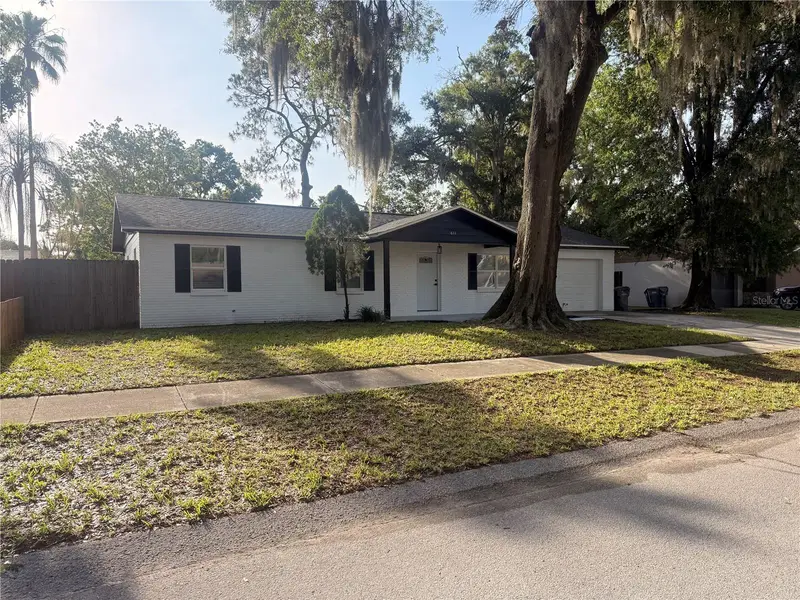 611 Limber Ln, FL