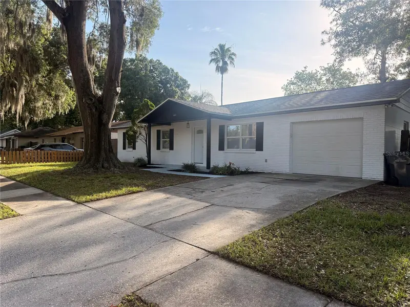 611 Limber Ln, FL