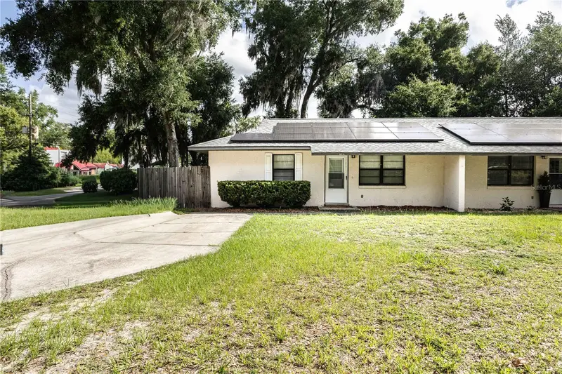 301 Curry St, FL