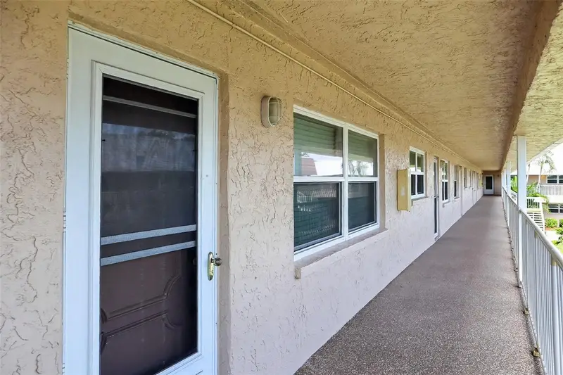 10038 62nd Ter N #15, FL