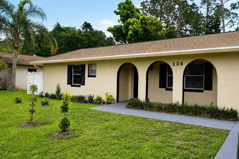 134 Beechwood Ln, FL