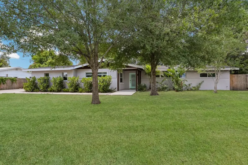 5720 Isanda Pl, FL