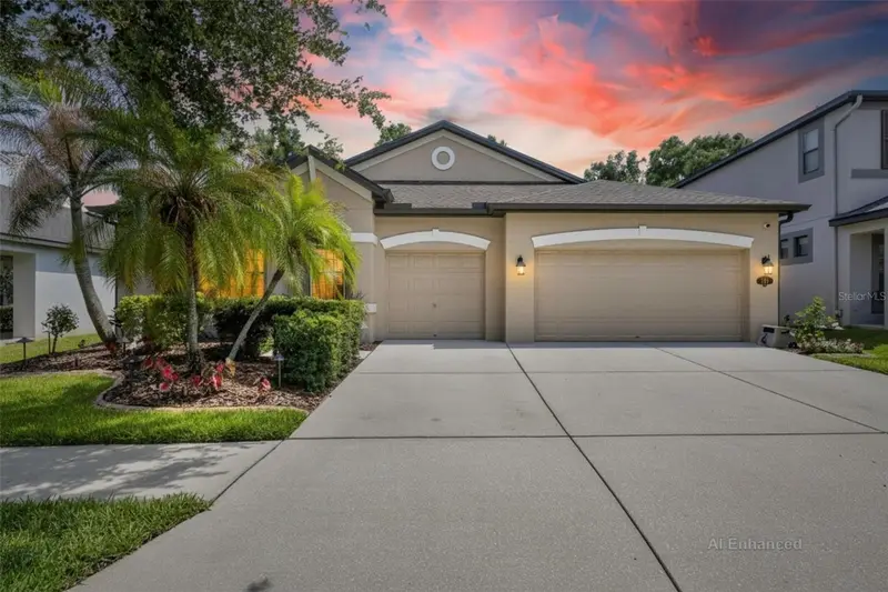 204 Dakota Hill Dr, FL
