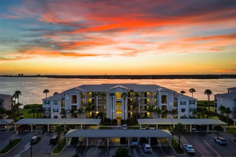 920 Tidewater Shores Loop #301, FL