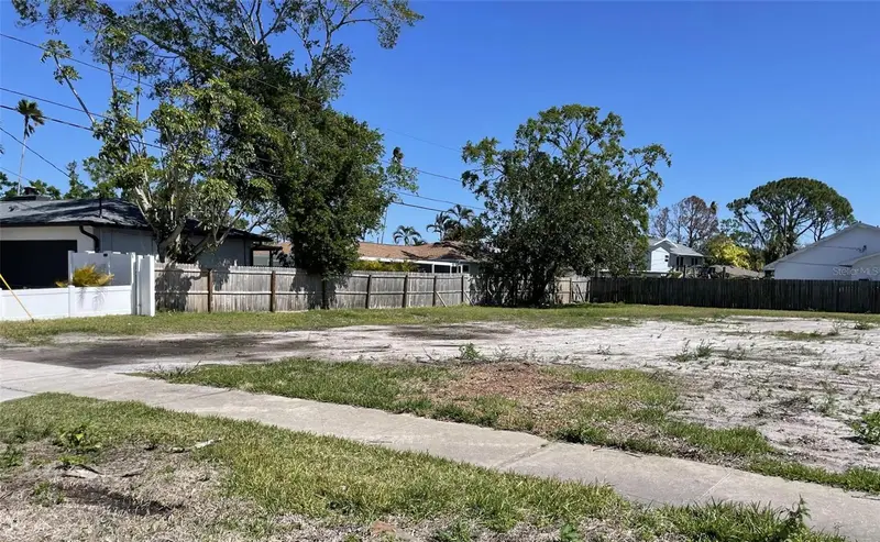 1710 Bayou Grande Blvd Ne, FL