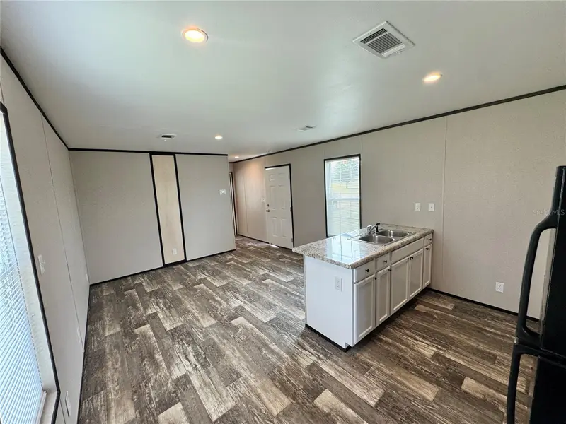 1115 Nw 12th Ln, FL