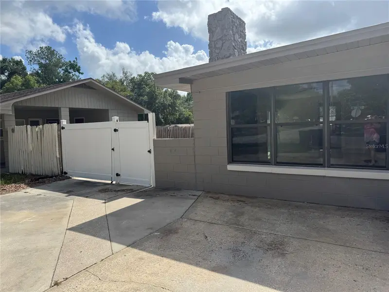 107 N Galena Ave, FL
