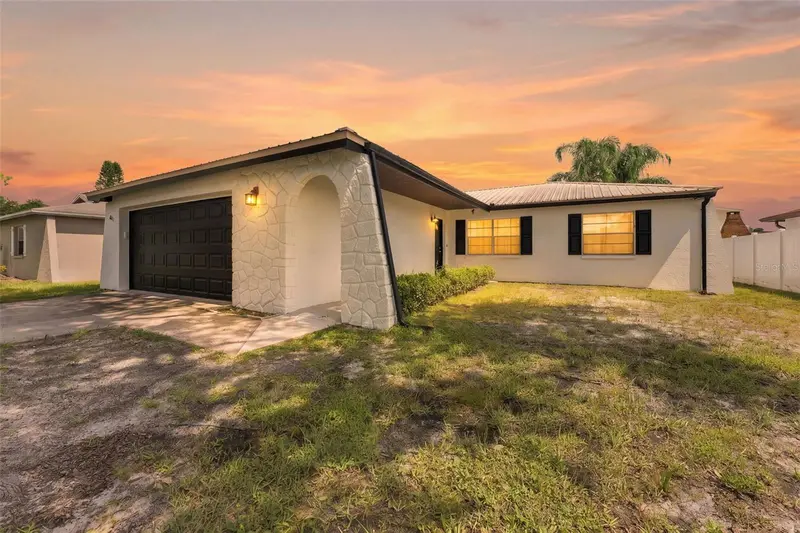 611 Tangerine Dr, FL