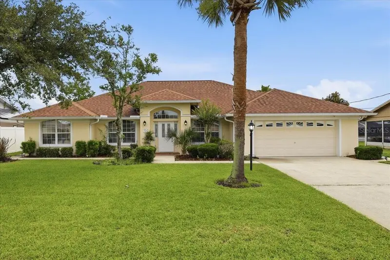 36 Cloverdale Ct N, FL