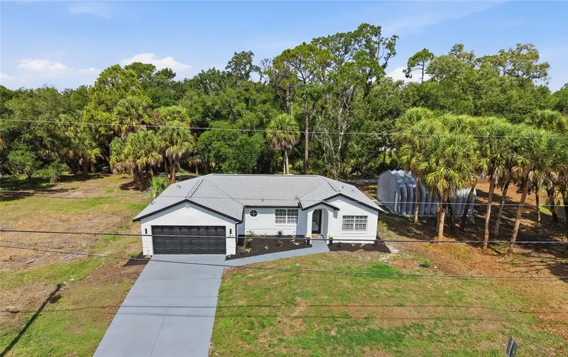 3813 Crittendon St, FL
