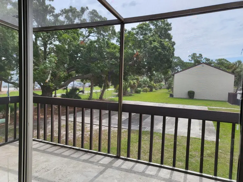 2721 Hidden Lake Blvd #C, FL