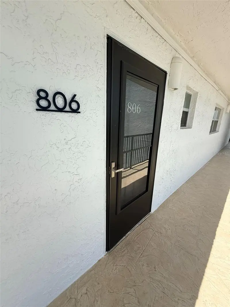 9393 Midnight Pass Rd #806, FL