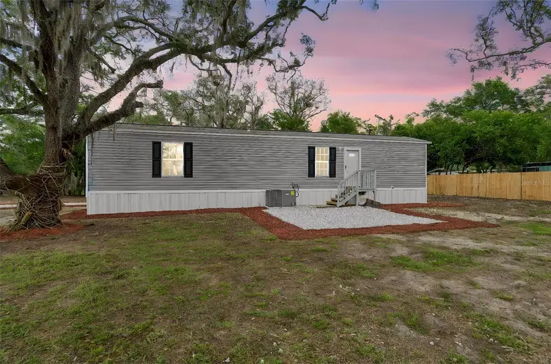 12911 Davista Ave, FL