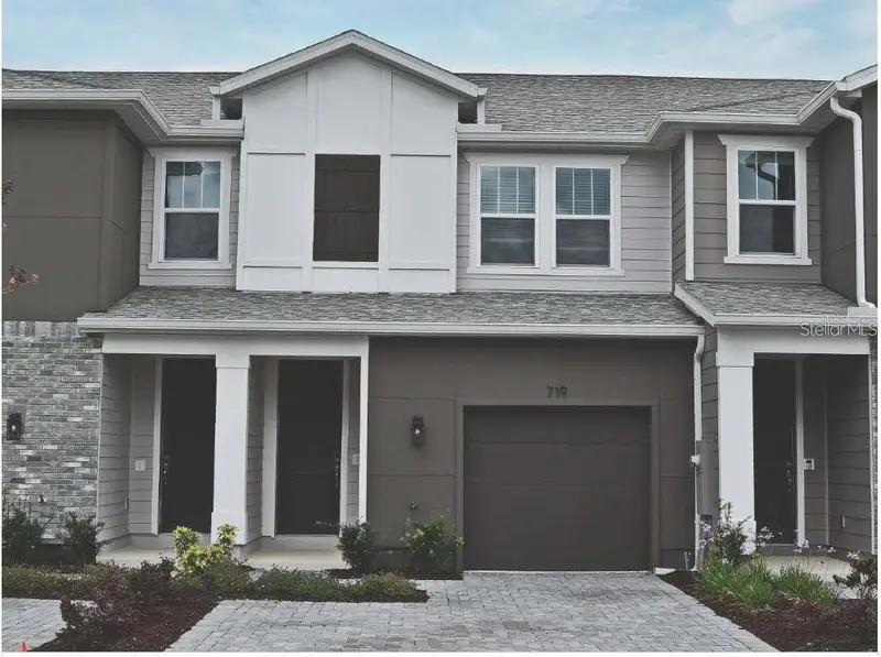 719 Southern Edge Way, FL