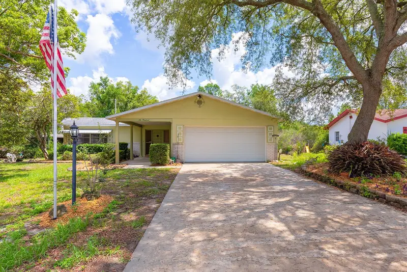 600 Fourwind St, FL