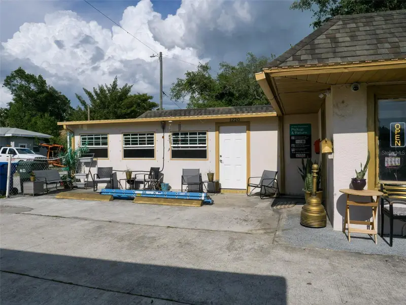 1220 Clearwater Largo Rd N, FL