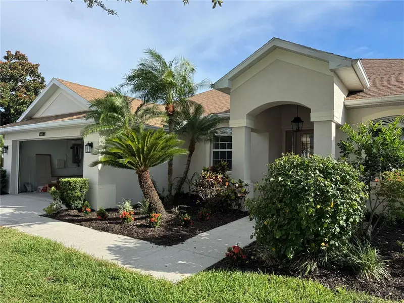 13335 Purple Finch Cir, FL