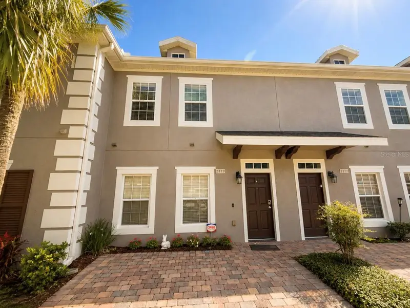 2379 Caravelle Cir, FL