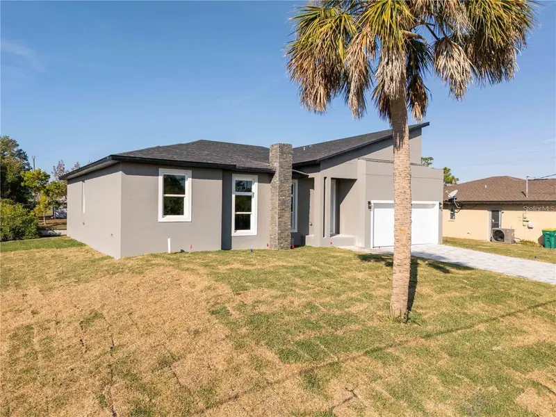 15 Ramblewood St, FL