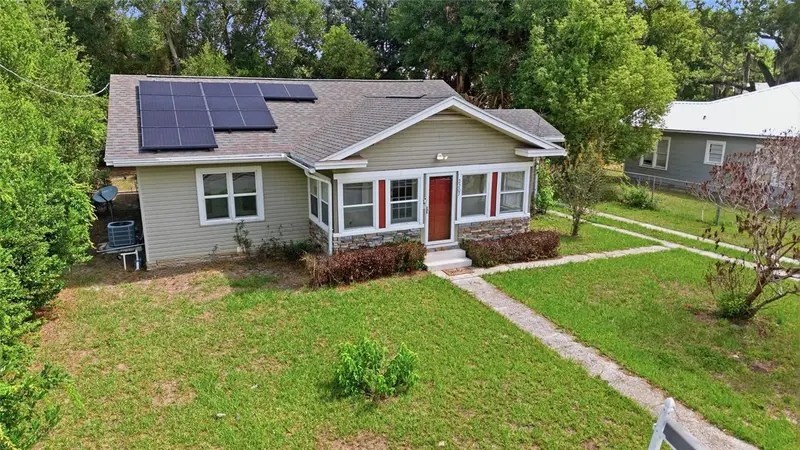 2207 Avenue F Nw, FL