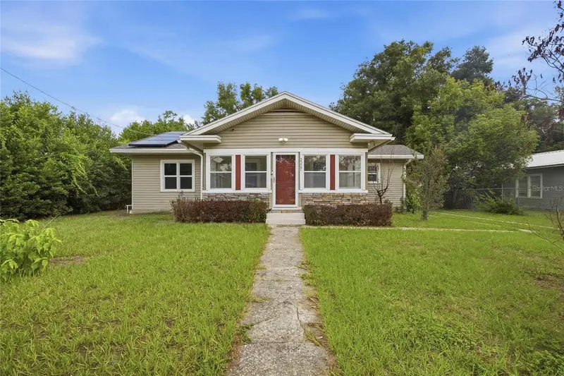 2207 Avenue F Nw, FL