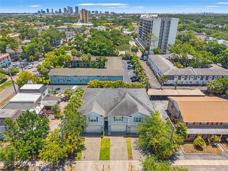 606 S Lincoln Ave #2, FL