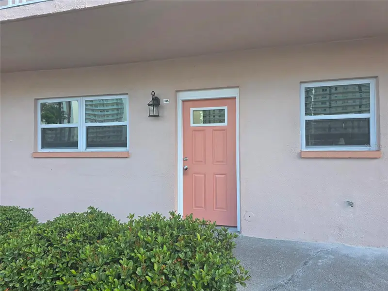 6025 Shore Blvd S #105, FL
