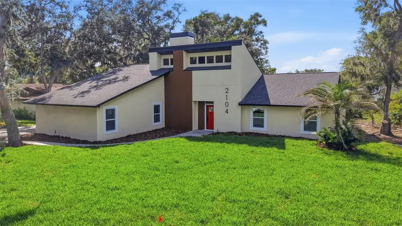 Valrico listing