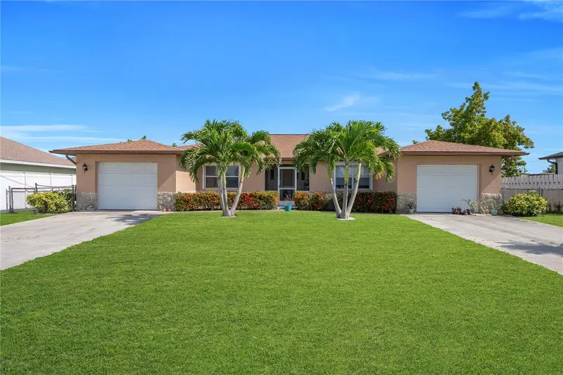 836 Sw Trafalgar Pkwy, FL