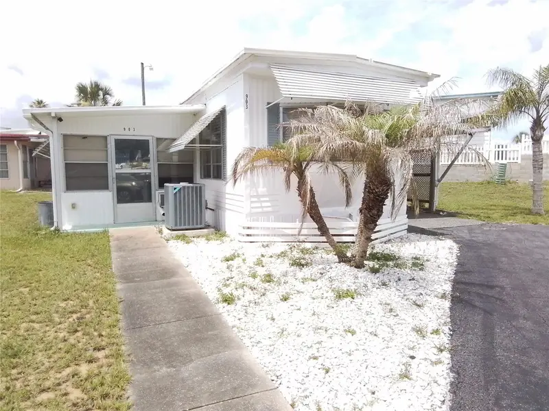 903 Mark Rd, FL
