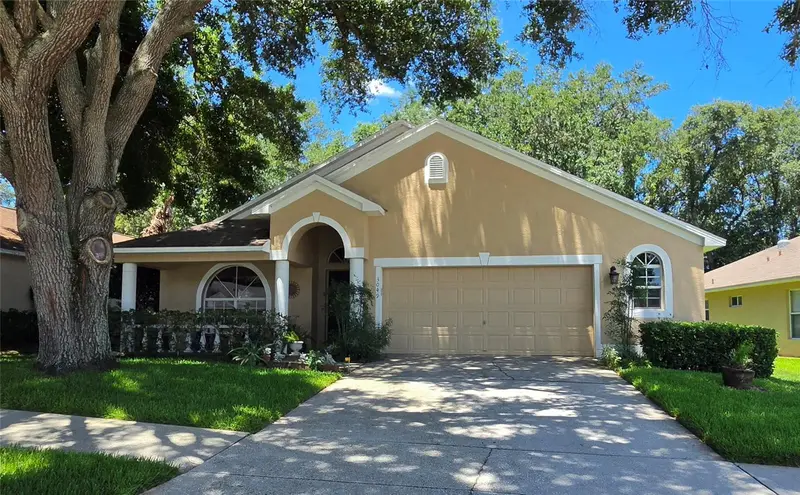 3049 Beaver Pond Trl, FL