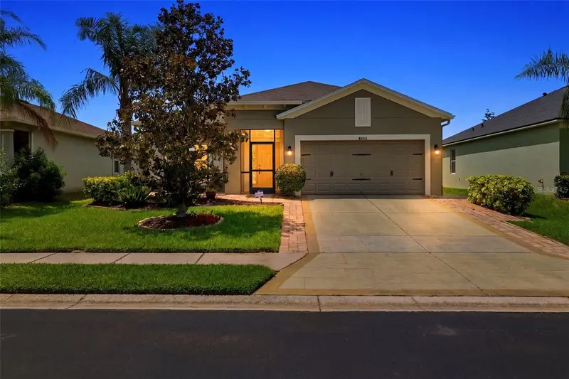 8854 39th Street Cir E, FL
