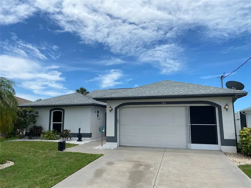 123 Kings Dr, FL