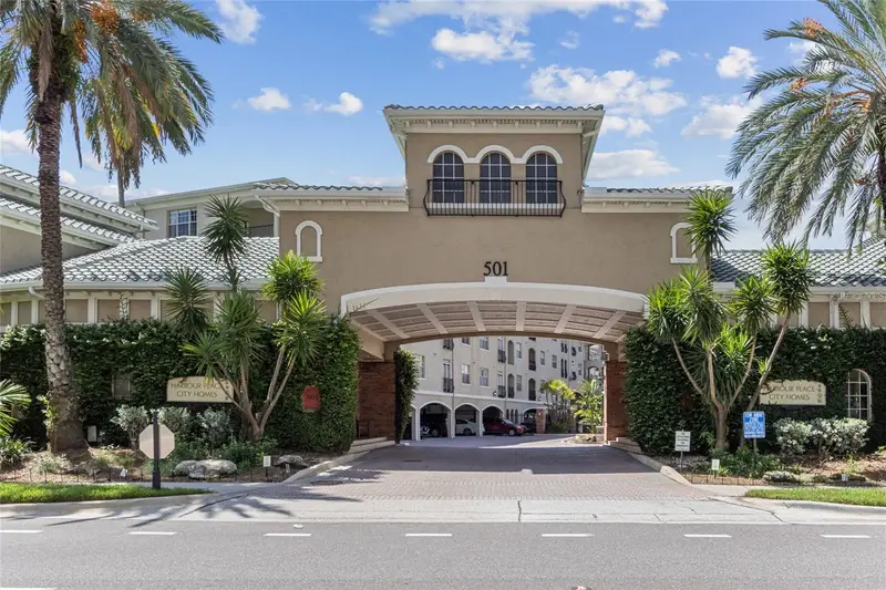 501 Knights Run Ave #2213, FL