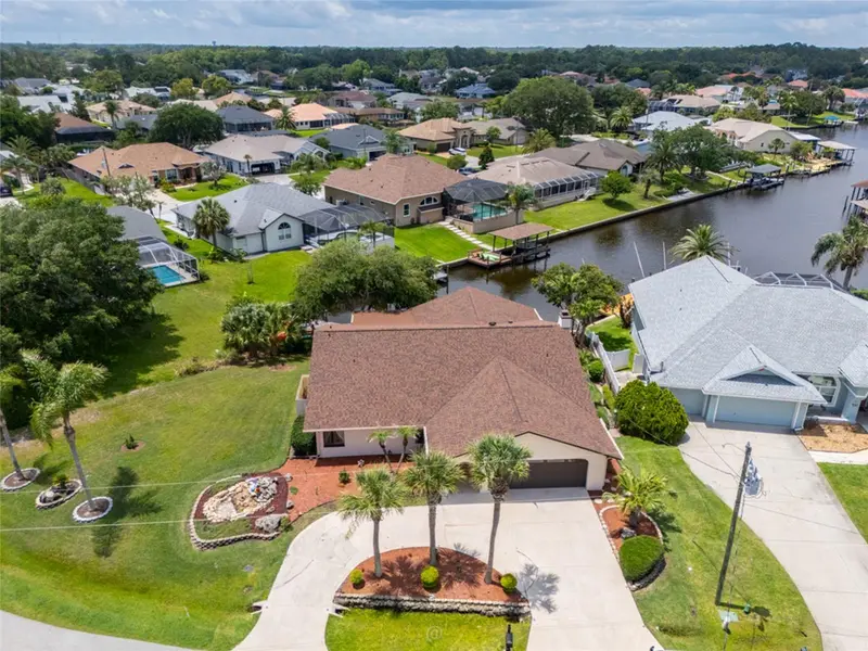 85 Colechester Ln, FL