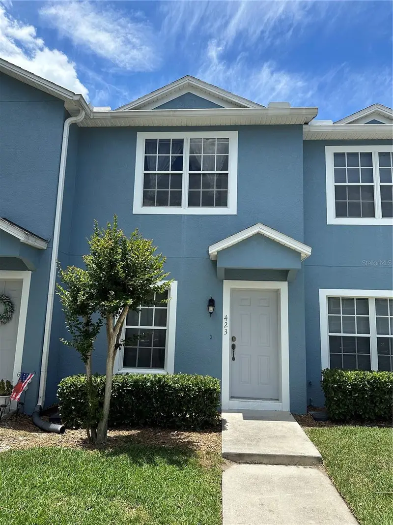 423 Wilton Cir, FL
