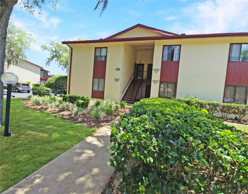648 Midway Dr #B, FL