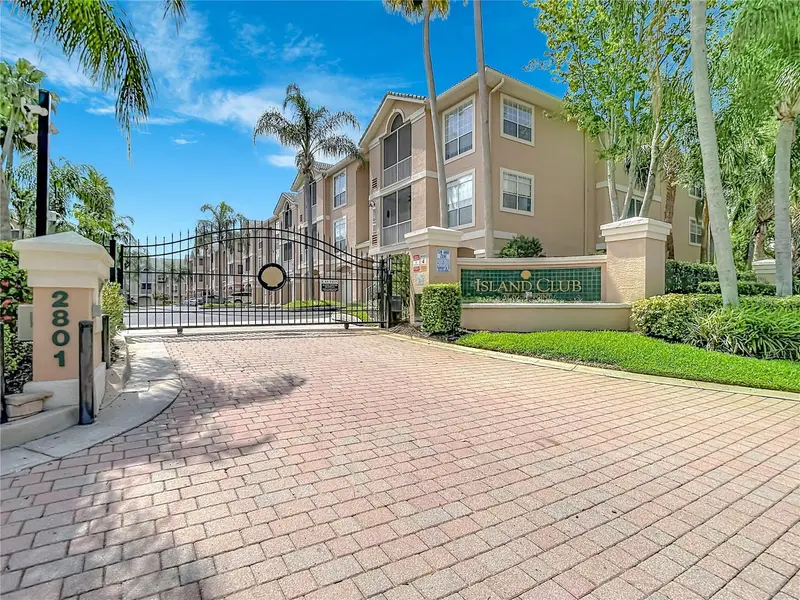 5308 Bay Club Cir #5308, FL