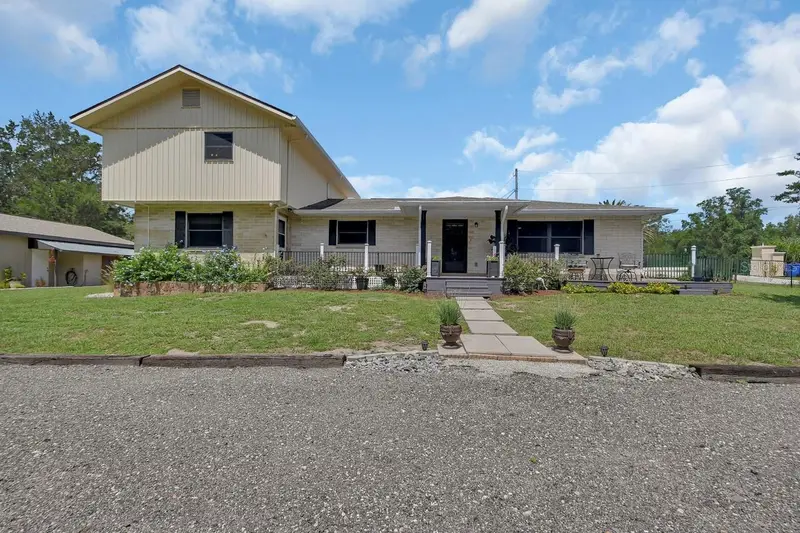 280 W Virginia Ave, FL