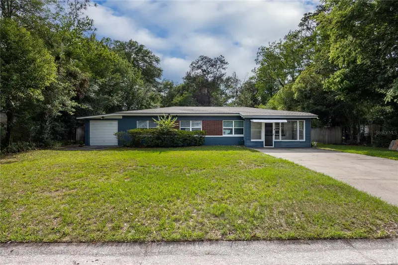 1318 Ne 14th St, FL