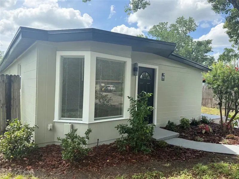 550 Georgia Ave, FL