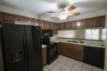 1155 Thayer St, FL