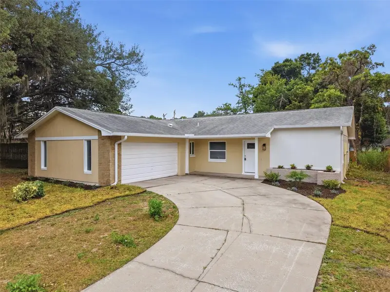 Rolling Oaks listing