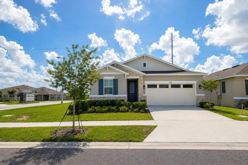 708 Griffon Ave, FL