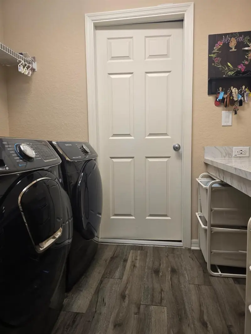 2014 Danes Ct, FL