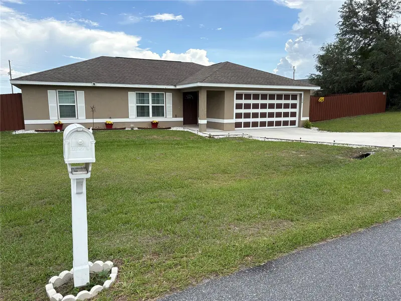 176 Juniper Loop Cir, FL