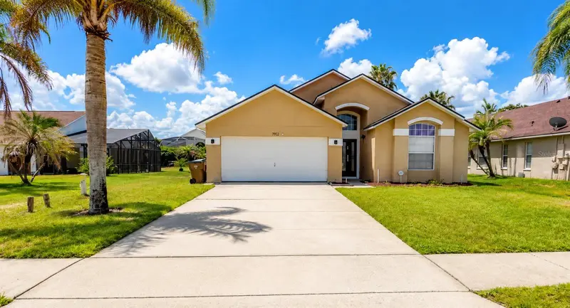 7952 Heritage Entrance Boulevard, FL