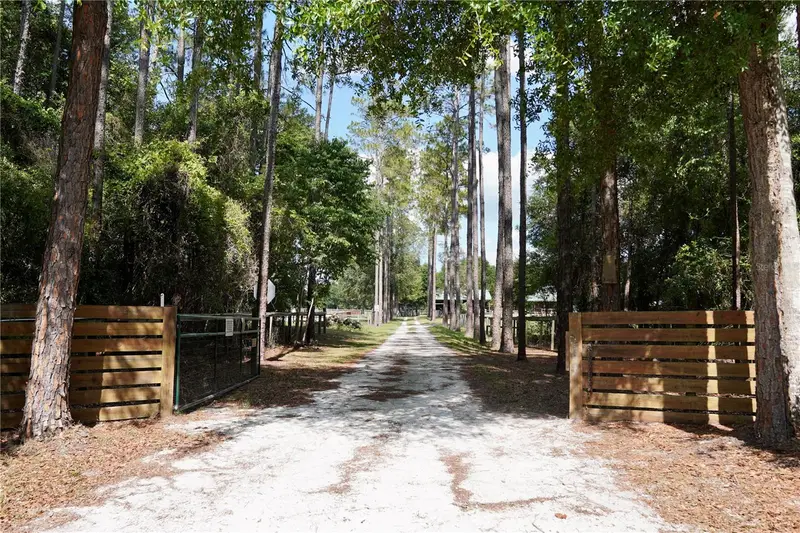7191 Ne 150th Ave, FL