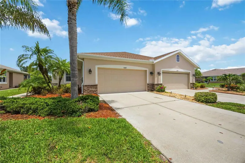 4249 Lenox Blvd, FL